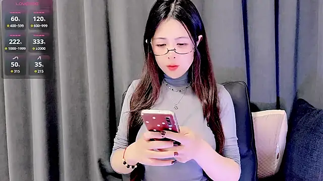 Snapshot of candy-yiyi chatting on 03/16/26, 08:29 candy-yiyi online show from 03/16/26, 08:29
