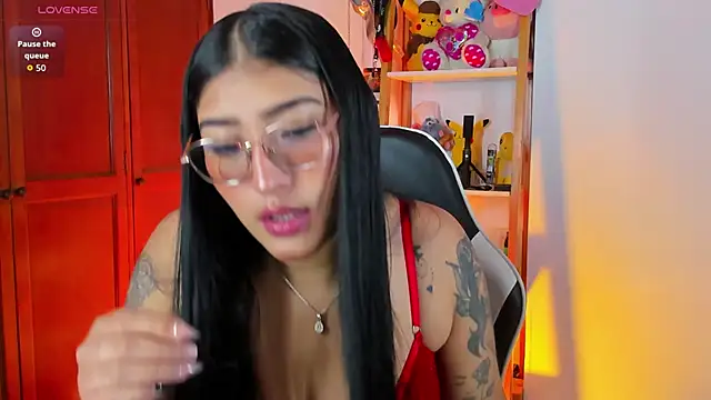 eymy-hadid online show from 09/11/25, 03:01