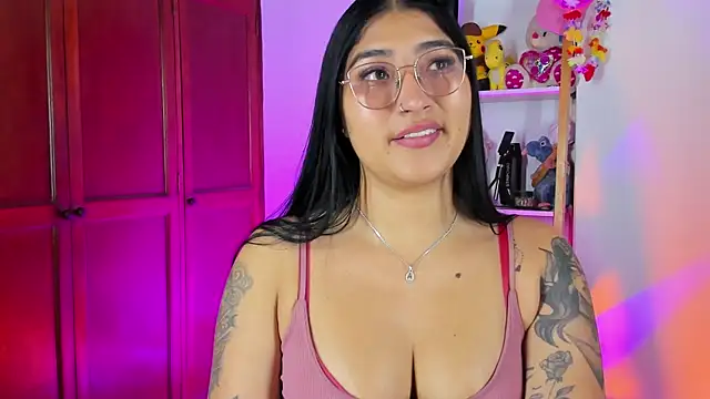 eymy-hadid online show from 10/20/25, 12:55