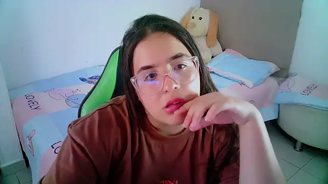  alicia z online show from 01/17/25, 09:39