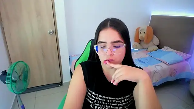  alicia z online show from 02/28/25, 09:44