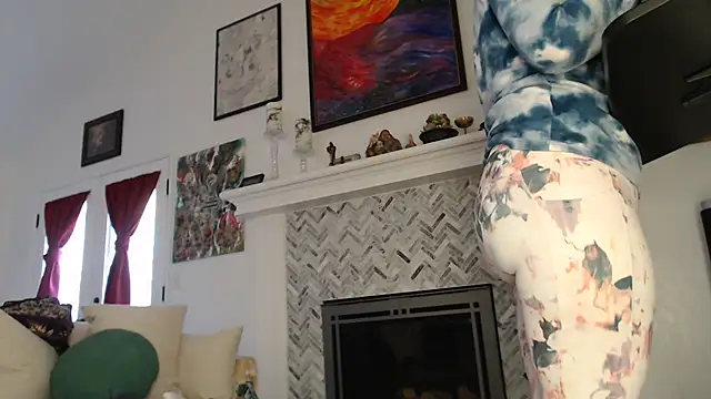 AuroraWillows online show from 02/27/25, 11:15