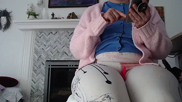 AuroraWillows online show from 02/22/26, 06:06