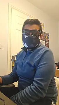 Snapshot of desihardlover chatting on 12/22/25, 01:19 desihardlover online show from 12/22/25, 01:19