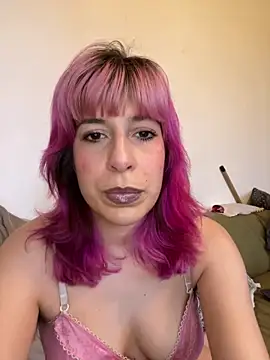 Snapshot of Ambredelacroix chatting on 04/20/26, 06:42 Ambredelacroix online show from 04/20/26, 06:42