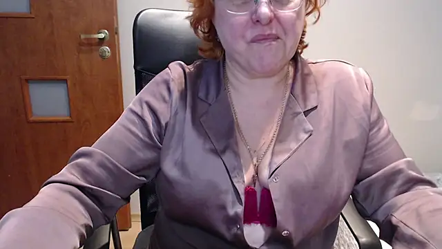 JoannaAndNeighbour online show from 03/10/25, 12:15