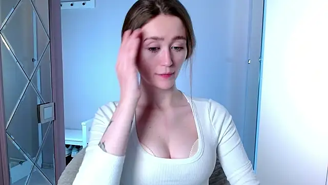 millllina online show from 12/15/24, 12:06