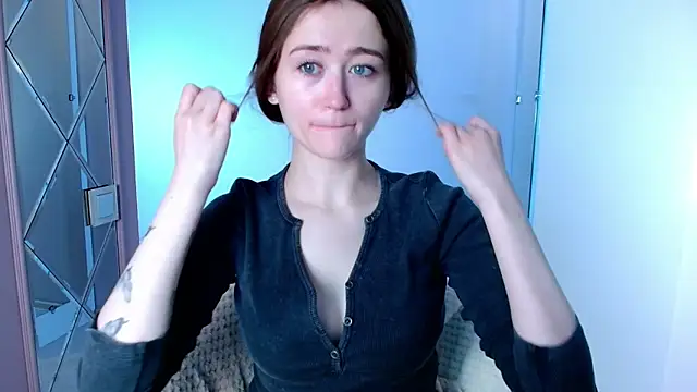 millllina online show from 02/11/25, 02:46