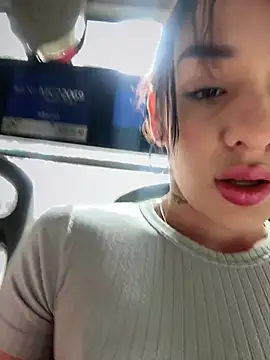   IRIS   online show from 02/06/25, 02:15