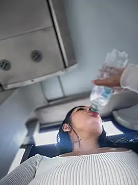   IRIS   online show from 04/09/26, 04:34