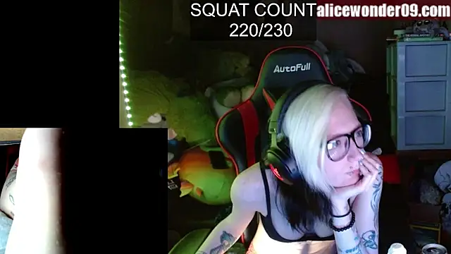 alicewonder09 online show from 03/15/25, 04:35