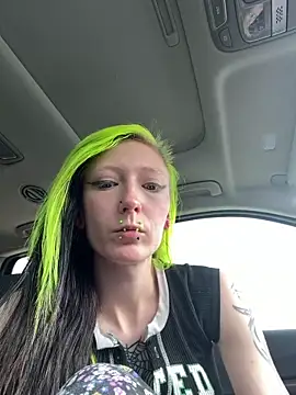 alicewonder09 online show from 03/25/26, 04:35