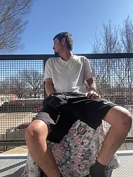 Snapshot of Bbyboyivan chatting on 02/28/25, 08:28 Bbyboyivan online show from 02/28/25, 08:28