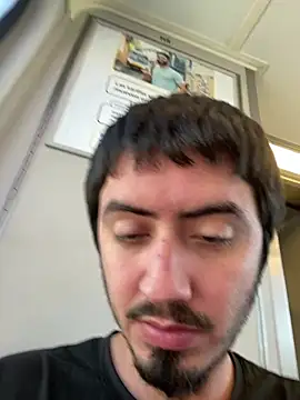 Snapshot of Bbyboyivan chatting on 03/16/25, 07:49 Bbyboyivan online show from 03/16/25, 07:49