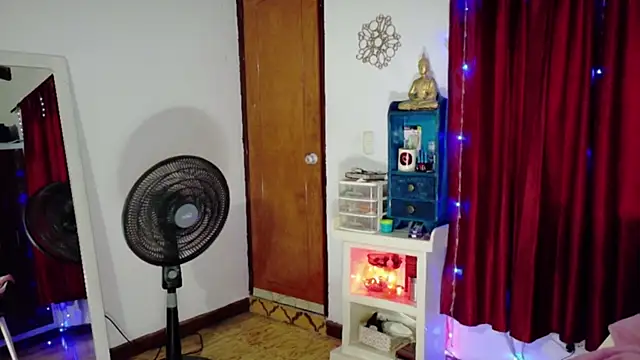 hottplay online show from 01/30/25, 03:40