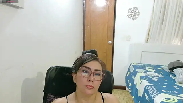 hottplay online show from 11/07/25, 09:26