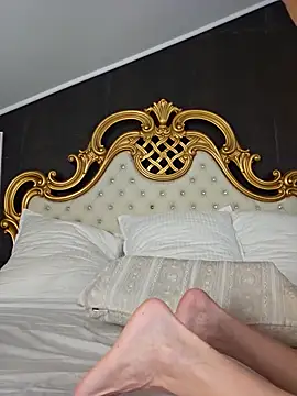 Snapshot of SensyTV chatting on 02/22/26, 08:35 SensyTV online show from 02/22/26, 08:35