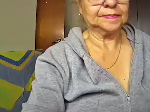 Snapshot of nicoltatiana_ chatting on 01/15/25, 05:08 nicoltatiana online show from 01/15/25, 05:08