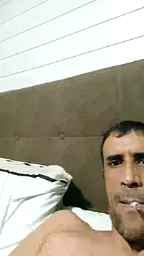 Snapshot of Hotcasados69 chatting on 03/04/26, 06:19 Hotcasados69 online show from 03/04/26, 06:19