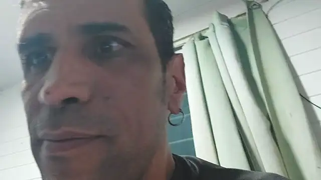 Snapshot of Hotcasados69 chatting on 03/07/26, 04:53 Hotcasados69 online show from 03/07/26, 04:53