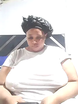 Snapshot of Sexy-queen99xx chatting on 09/17/25, 07:15 Sexy-queen99xx online show from 09/17/25, 07:15