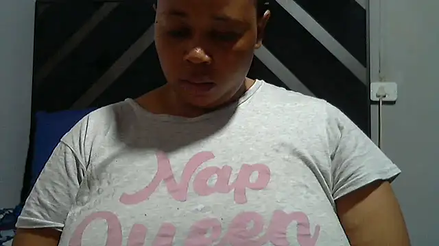 Snapshot of Sexy-queen99xx chatting on 10/13/25, 07:08 Sexy-queen99xx online show from 10/13/25, 07:08