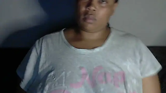 Snapshot of Sexy-queen99xx chatting on 10/17/25, 11:18 Sexy-queen99xx online show from 10/17/25, 11:18