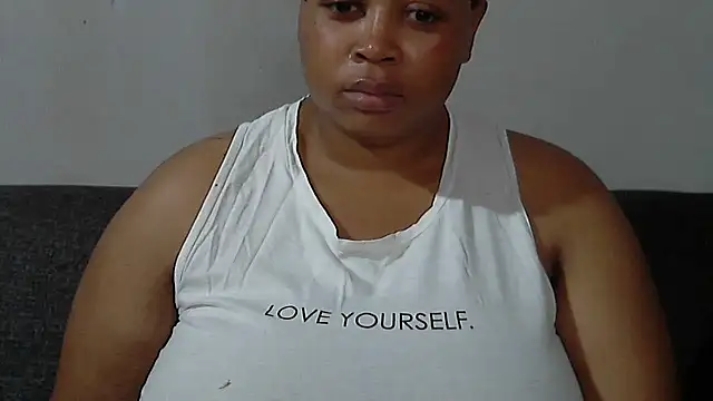 Snapshot of Sexy-queen99xx chatting on 11/29/25, 06:16 Sexy-queen99xx online show from 11/29/25, 06:16