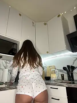 Lex Love online show from 12/18/24, 07:08