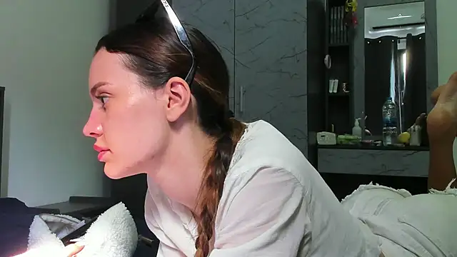 Lex Love online show from 02/01/25, 08:18