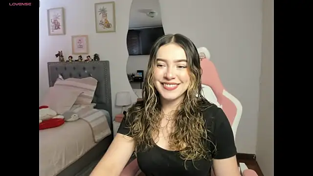 Snapshot of samysweet_8 chatting on 01/18/25, 01:29 samysweet 8 online show from 01/18/25, 01:29