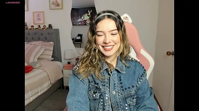 Snapshot of samysweet_8 chatting on 02/01/25, 01:30 samysweet 8 online show from 02/01/25, 01:30