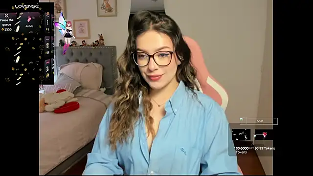 Snapshot of samysweet_8 chatting on 09/12/25, 03:45 samysweet 8 online show from 09/12/25, 03:45