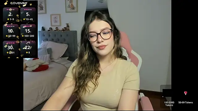 Snapshot of samysweet_8 chatting on 09/13/25, 01:44 samysweet 8 online show from 09/13/25, 01:44