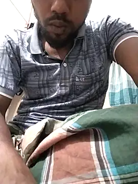Snapshot of chittagong77 chatting on 04/26/26, 05:43 chittagong77 online show from 04/26/26, 05:43