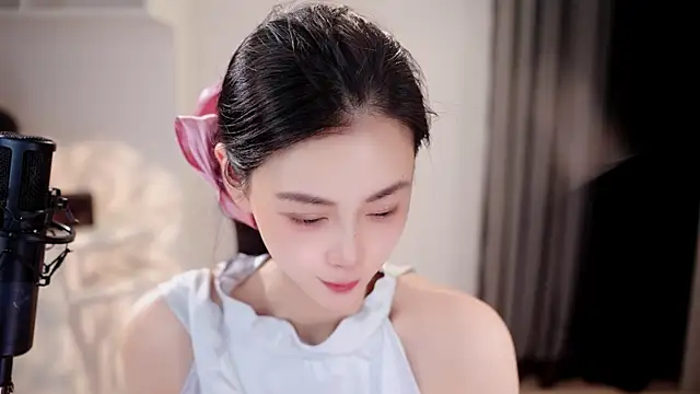 Snapshot of Ocean--Lili chatting on 06/21/26, 02:19 Ocean--Lili online show from 06/21/26, 02:19