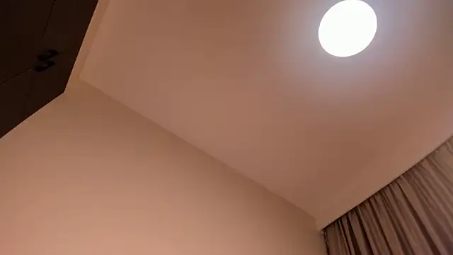 Snapshot of sugar-mirie chatting on 01/10/25, 08:15 sugar-mirie online show from 01/10/25, 08:15