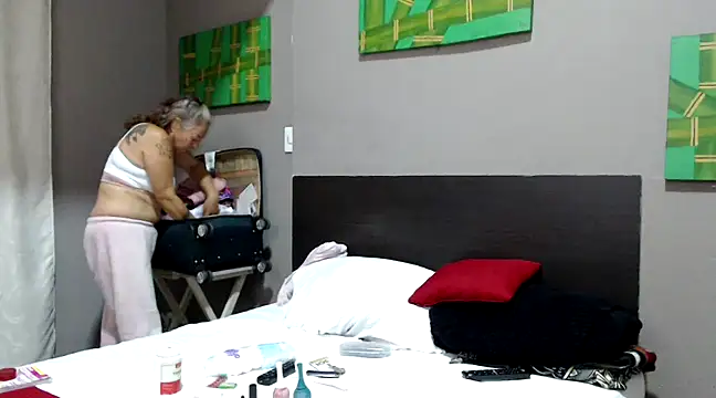 marinadenoche online show from 02/15/25, 12:37