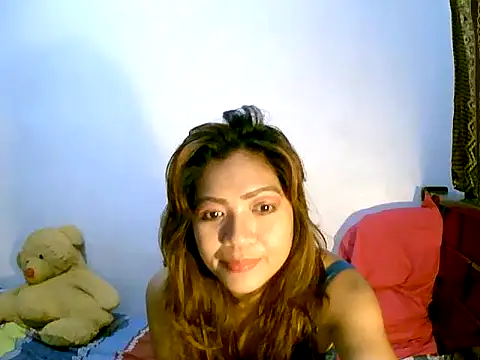 Snapshot of sweetvirginia01 chatting on 01/11/25, 11:24 sweetvirginia01 online show from 01/11/25, 11:24