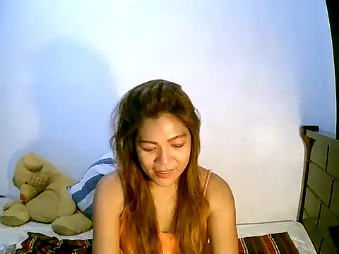 Snapshot of sweetvirginia01 chatting on 02/13/25, 08:48 sweetvirginia01 online show from 02/13/25, 08:48