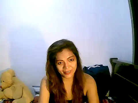 Snapshot of sweetvirginia01 chatting on 09/14/25, 07:13 sweetvirginia01 online show from 09/14/25, 07:13