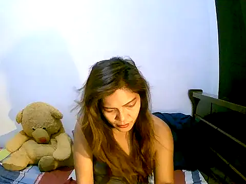 Snapshot of sweetvirginia01 chatting on 10/07/25, 09:12 sweetvirginia01 online show from 10/07/25, 09:12