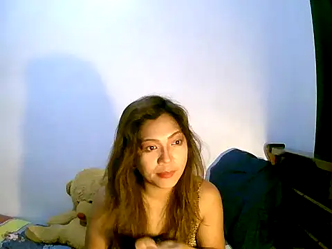 Snapshot of sweetvirginia01 chatting on 10/11/25, 08:18 sweetvirginia01 online show from 10/11/25, 08:18