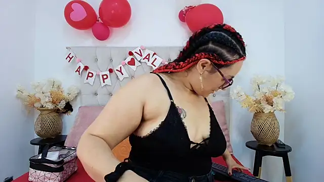 Snapshot of MIchelMomet chatting on 02/14/25, 11:21 MIchelMomet online show from 02/14/25, 11:21