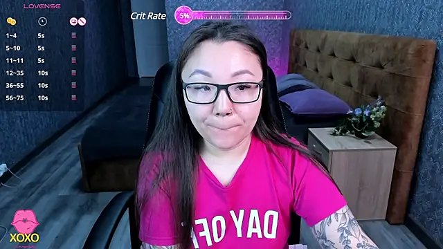 Snapshot of gentle_muse chatting on 02/19/25, 01:18 gentle muse online show from 02/19/25, 01:18