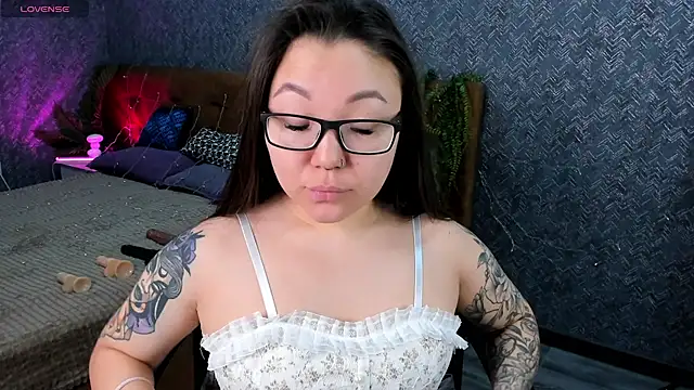 Snapshot of gentle_muse chatting on 03/12/25, 12:53 gentle muse online show from 03/12/25, 12:53