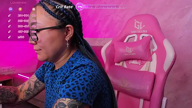 Snapshot of gentle_muse chatting on 11/10/25, 01:04 gentle muse online show from 11/10/25, 01:04