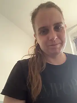 LadyChantale online show from 05/28/26, 05:16