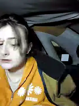 Snowbunnycake 131 online show from 12/04/24, 10:41