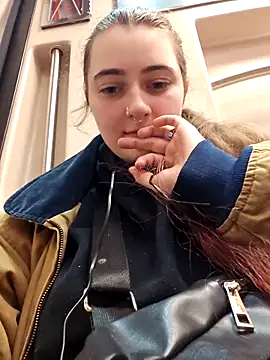 Snowbunnycake 131 online show from 11/20/25, 02:34